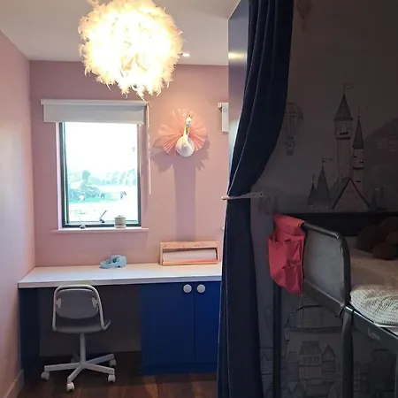 Dom wakacyjny Stylish Dublin Coastal As Seen On Tv Donabate