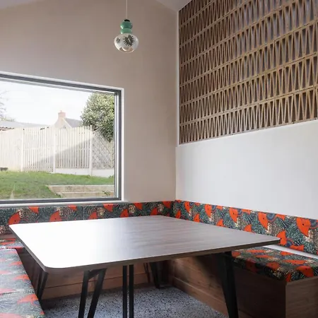 Stylish Dublin Coastal As Seen On Tv Donabate