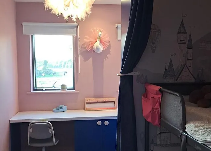 Nyaraló Stylish Dublin Coastal As Seen On Tv Donabate